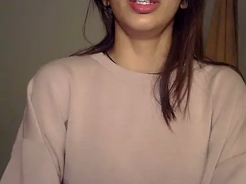 MAAYRA 09 online show from January 10, 2026, 1:06 pm