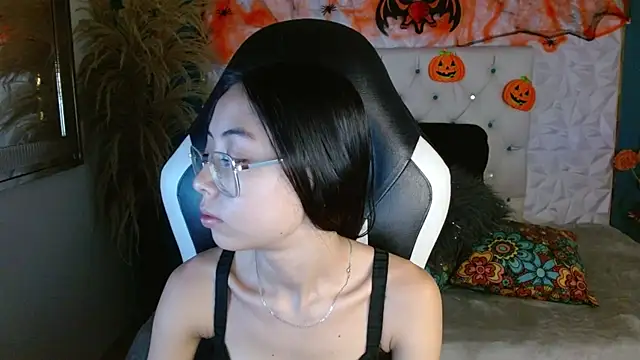 NathaliaSweet 11 online show from October 16, 2025, 2:25 pm