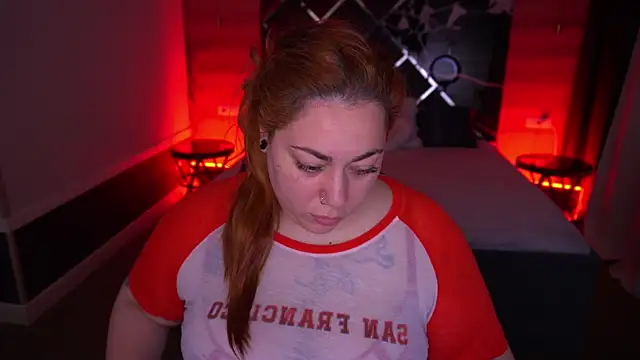 Kittywakee online show from October 26, 2025, 8:53 pm