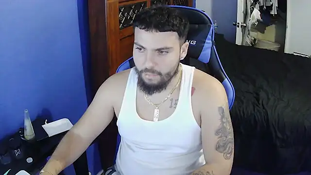 Snapshot of MasterKvn chatting on March 18, 2025, 5:02 am MasterKvn online show from March 18, 2025, 5:02 am