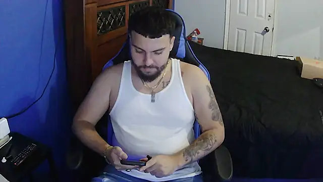 Snapshot of MasterKvn chatting on February 10, 2025, 5:25 am MasterKvn online show from February 10, 2025, 5:25 am