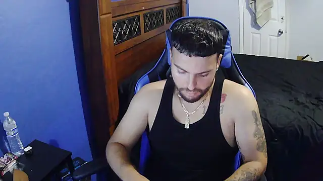 Snapshot of MasterKvn chatting on October 28, 2025, 8:57 am MasterKvn online show from October 28, 2025, 8:57 am