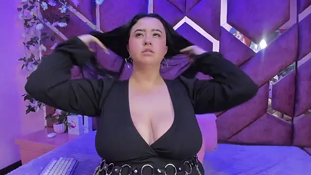 Victoria Rossy online show from January 15, 2026, 8:23 pm