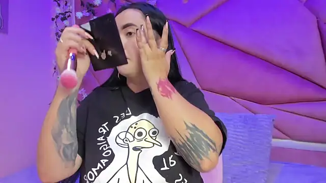 Victoria Rossy online show from December 2, 2025, 7:48 pm