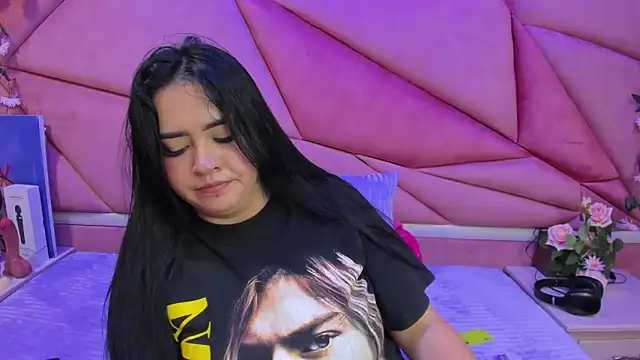 Victoria Rossy online show from September 19, 2025, 7:40 pm