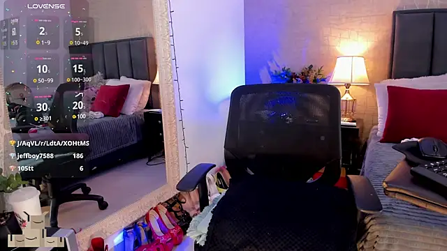 Snapshot of Mariana_c1 chatting on February 22, 2025, 5:35 pm Mariana c1 online show from February 22, 2025, 5:35 pm