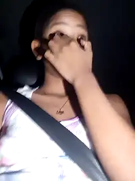 Luciia cute online show from January 8, 2025, 1:11 am