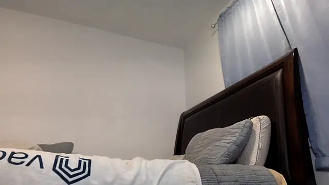 venustattoopussy online show from June 28, 2026, 4:08 am