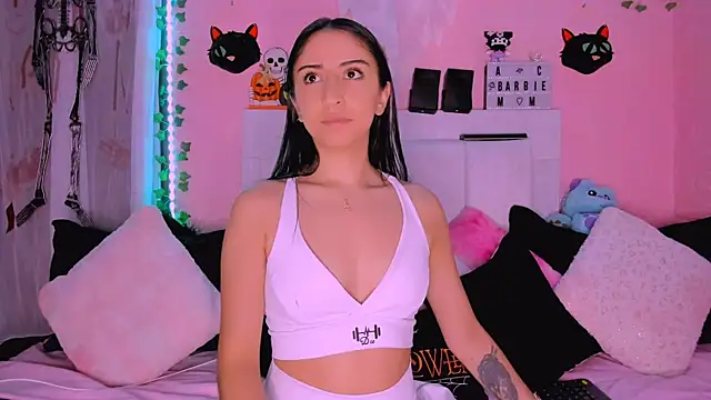 Snapshot of gabyye_capprins chatting on October 18, 2025, 12:34 am gabyye capprins online show from October 18, 2025, 12:34 am