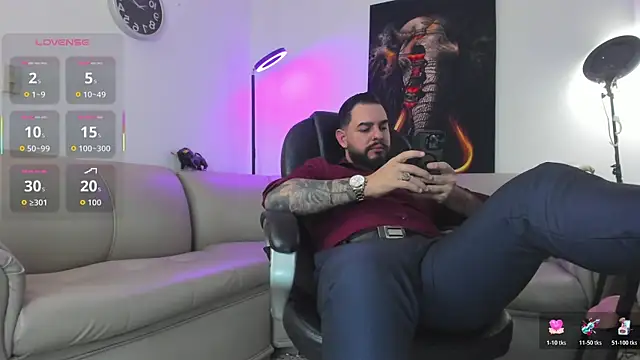 Ethan Castellano online show from December 21, 2025, 7:59 pm