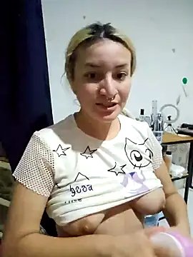 sadnessgyall online show from February 13, 2025, 6:41 am