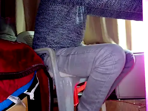 hotkaier online show from February 5, 2026, 2:24 pm