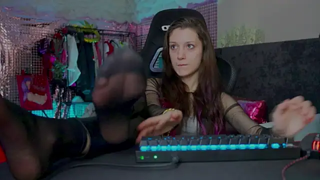 Kathleen Meow online show from January 14, 2026, 7:56 am