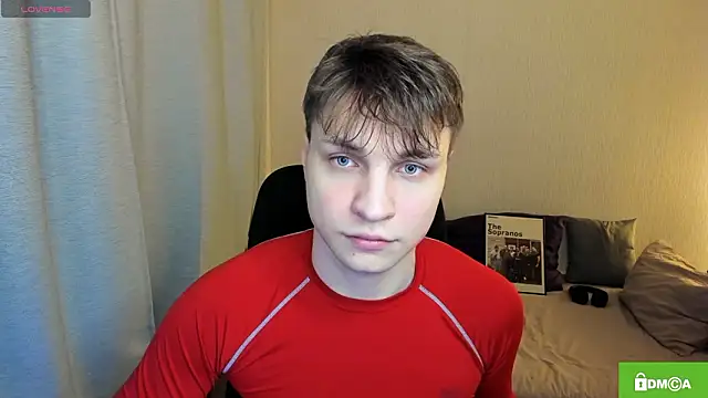 handsome guy01 online show from February 18, 2026, 10:50 pm