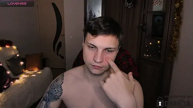 handsome guy01 online show from November 30, 2025, 4:08 pm