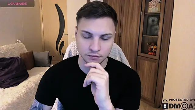 handsome guy01 online show from October 29, 2025, 8:02 am