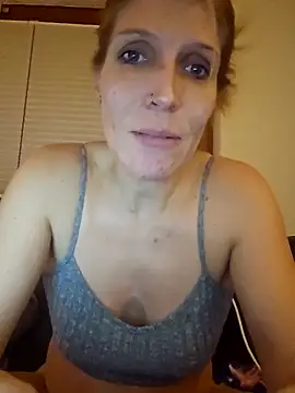 Snapshot of Lenchen_ chatting on October 30, 2025, 8:50 pm Lenchen online show from October 30, 2025, 8:50 pm