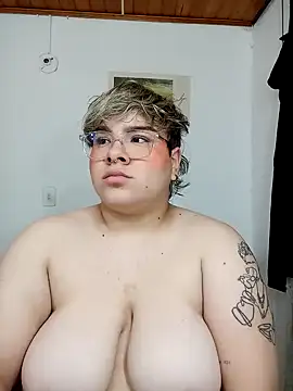 amalia love online show from December 28, 2024, 8:25 pm