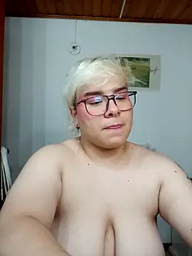 amalia love online show from October 9, 2025, 5:19 am