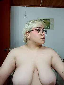 amalia love online show from October 24, 2025, 6:34 am