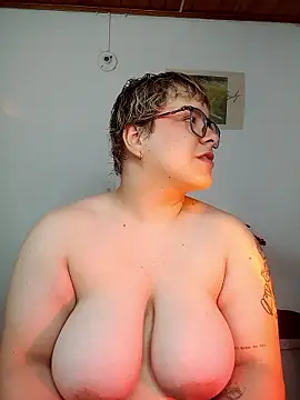 amalia love online show from January 7, 2026, 3:39 pm