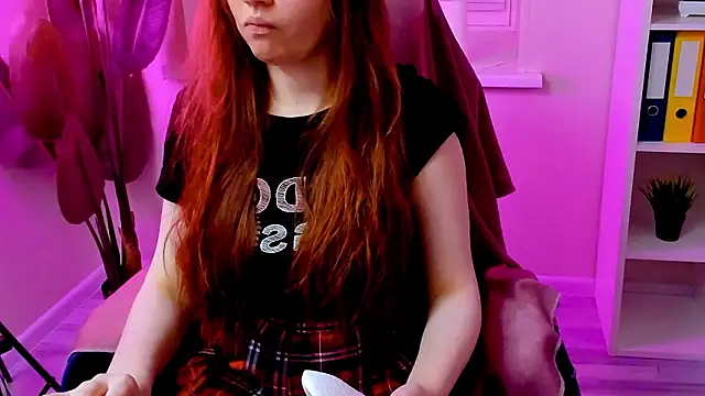 CarolGiggly online show from March 5, 2026, 1:19 pm