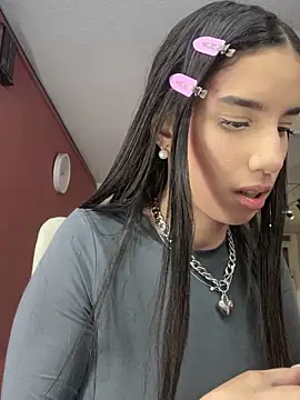 Praga Pink online show from October 23, 2025, 2:10 am