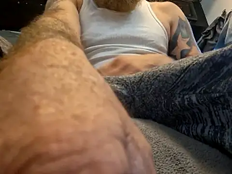 Cantufamily1979 online show from January 14, 2026, 6:44 pm