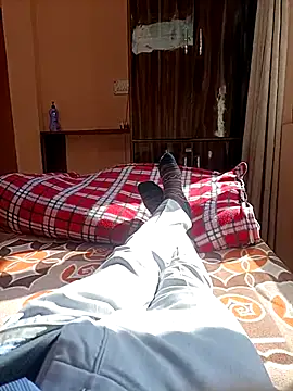 Snapshot of RRahullove69 chatting on February 7, 2026, 8:33 am RRahullove69 online show from February 7, 2026, 8:33 am