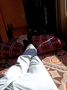 Snapshot of RRahullove69 chatting on December 23, 2025, 8:24 am RRahullove69 online show from December 23, 2025, 8:24 am