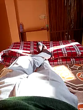 Snapshot of RRahullove69 chatting on February 5, 2026, 10:11 am RRahullove69 online show from February 5, 2026, 10:11 am