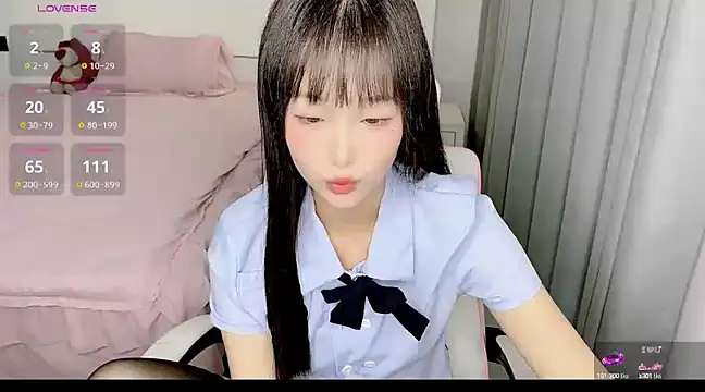 Snapshot of -Wendy__ chatting on February 11, 2025, 3:18 am -Wendy online show from February 11, 2025, 3:18 am