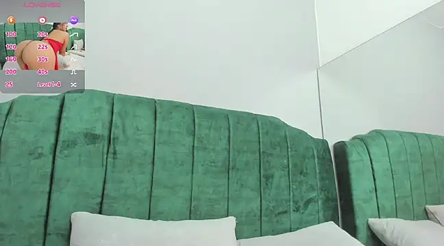 GABYTAYLOR  online show from February 28, 2025, 4:42 pm