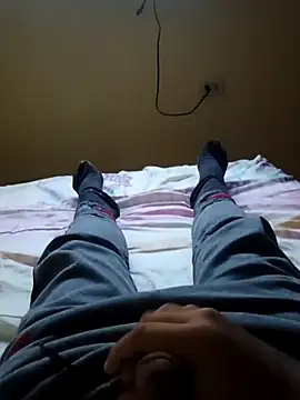 Snapshot of Carlos-e-mp chatting on September 21, 2025, 2:17 am Carlos-e-mp online show from September 21, 2025, 2:17 am