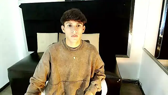 will star x online show from September 29, 2025, 2:23 pm