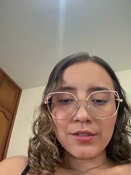 Snapshot of Kay_LustyWife chatting on September 27, 2025, 4:02 pm Kay LustyWife online show from September 27, 2025, 4:02 pm