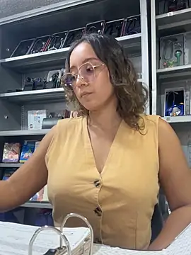 Snapshot of Kay_LustyWife chatting on October 5, 2025, 4:09 pm Kay LustyWife online show from October 5, 2025, 4:09 pm