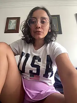 Snapshot of Kay_LustyWife chatting on January 31, 2025, 2:07 pm Kay LustyWife online show from January 31, 2025, 2:07 pm