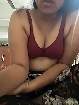 Snapshot of devi_01 chatting on January 4, 2025, 3:39 pm devi 01 online show from January 4, 2025, 3:39 pm