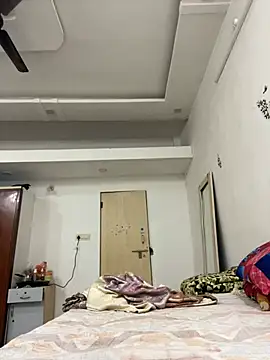 Snapshot of devi_01 chatting on January 2, 2025, 4:02 pm devi 01 online show from January 2, 2025, 4:02 pm