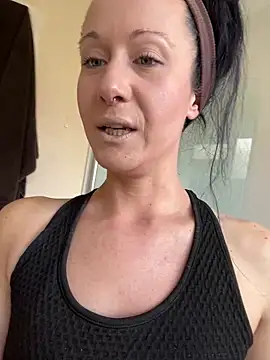 SweetSolez online show from May 21, 2026, 12:35 pm