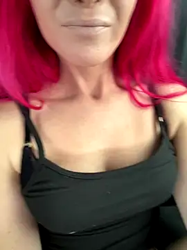 SweetSolez online show from October 3, 2025, 9:33 am