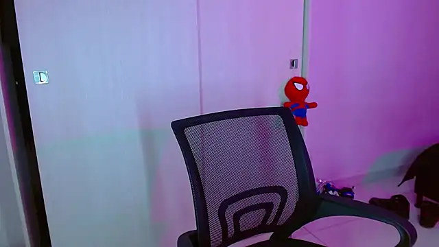 LiamGadiell online show from March 3, 2025, 4:10 am