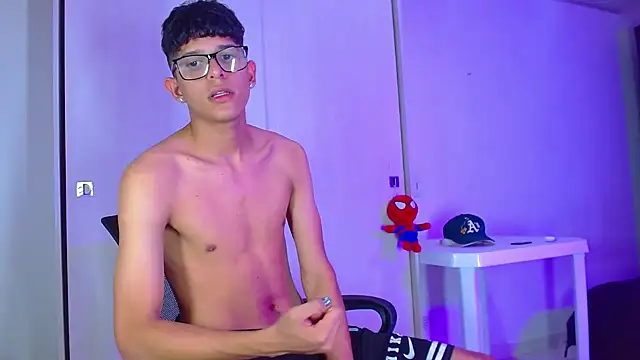 LiamGadiell online show from March 1, 2025, 4:15 am