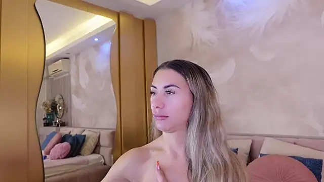 JullyBlair online show from October 23, 2025, 4:33 am