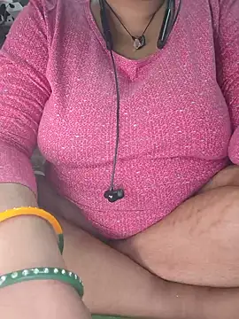 hotty manisha online show from July 28, 2026, 7:04 pm