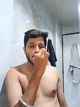 skinnyyyyyyyyy online show from June 1, 2026, 4:24 am