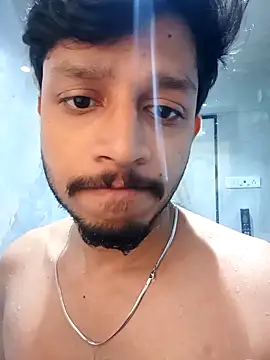 skinnyyyyyyyyy online show from April 4, 2026, 3:35 am