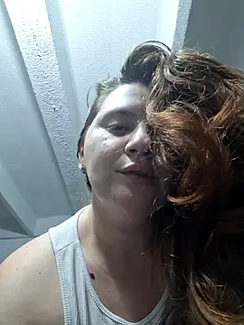 MartinaGuzmann online show from November 29, 2025, 12:55 am