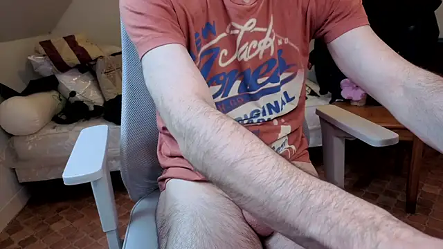 Snapshot of SteveStiffbone chatting on January 19, 2026, 2:32 pm SteveStiffbone online show from January 19, 2026, 2:32 pm